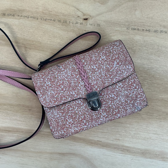 Patricia Nash Handbags - Patriricia Nash Floral Pink Crossbody Bag with Braided Accent